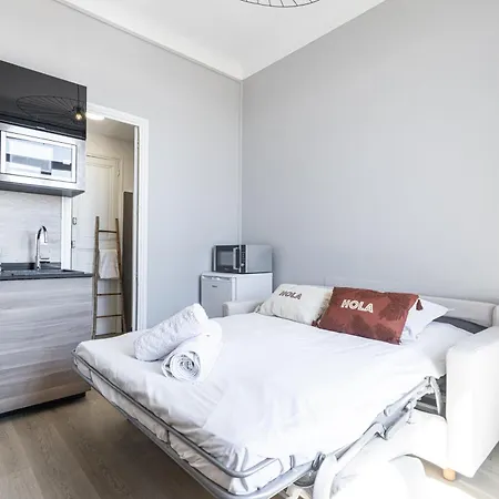 Appartamento Coquette Studette, Aperçu Mer, à 400m Des Plages Villeneuve-Loubet